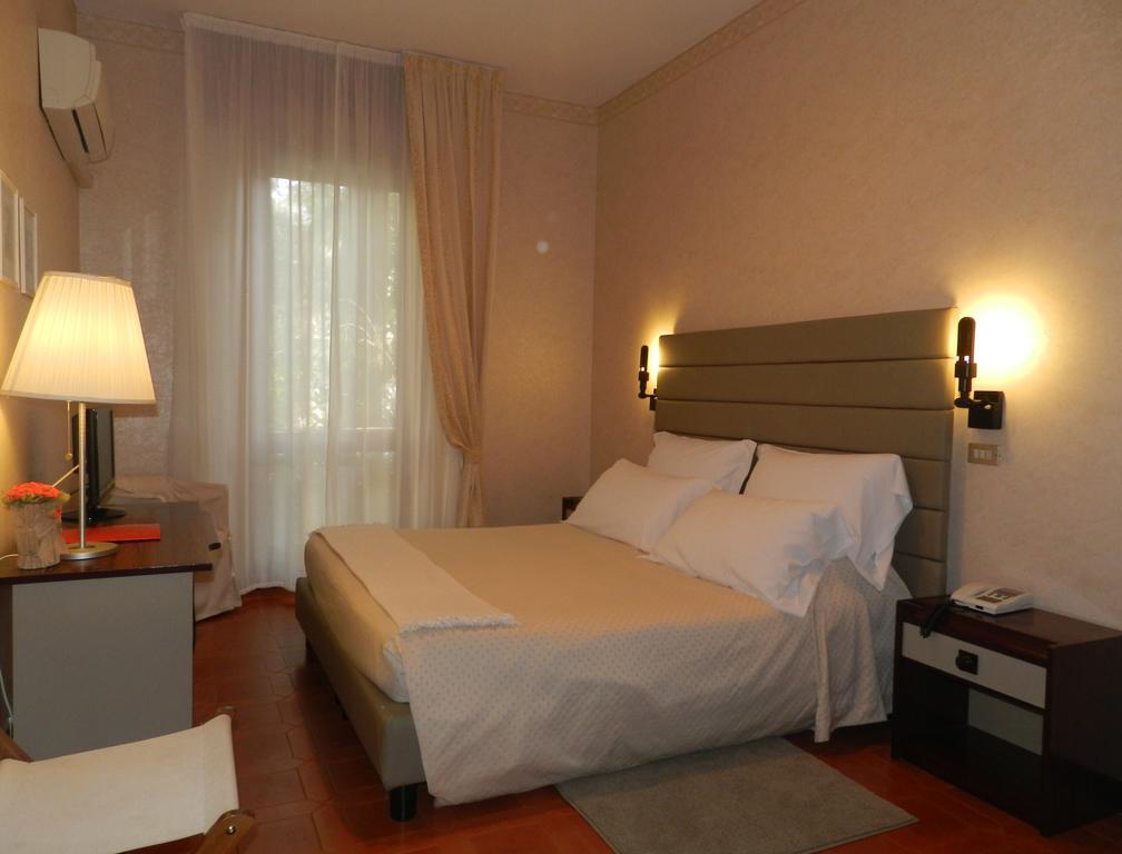 Park Hotel Albisola Superiore Pokoj fotografie