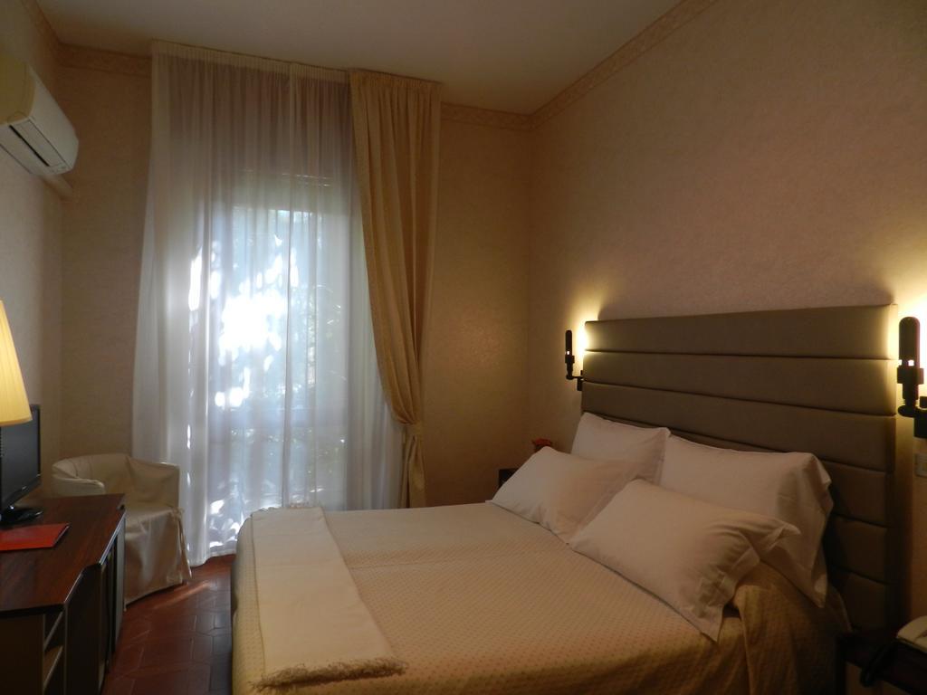 Park Hotel Albisola Superiore Pokoj fotografie